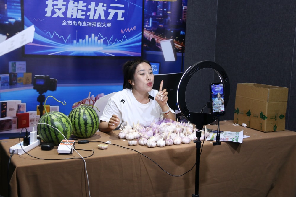 主播张明